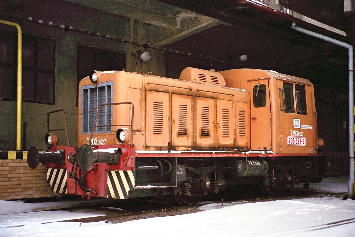 [1200x800] T2030527a.jpg