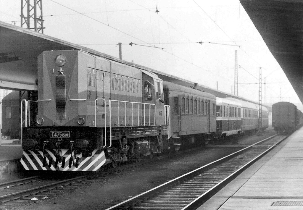 [1024x710] 744501m.jpg