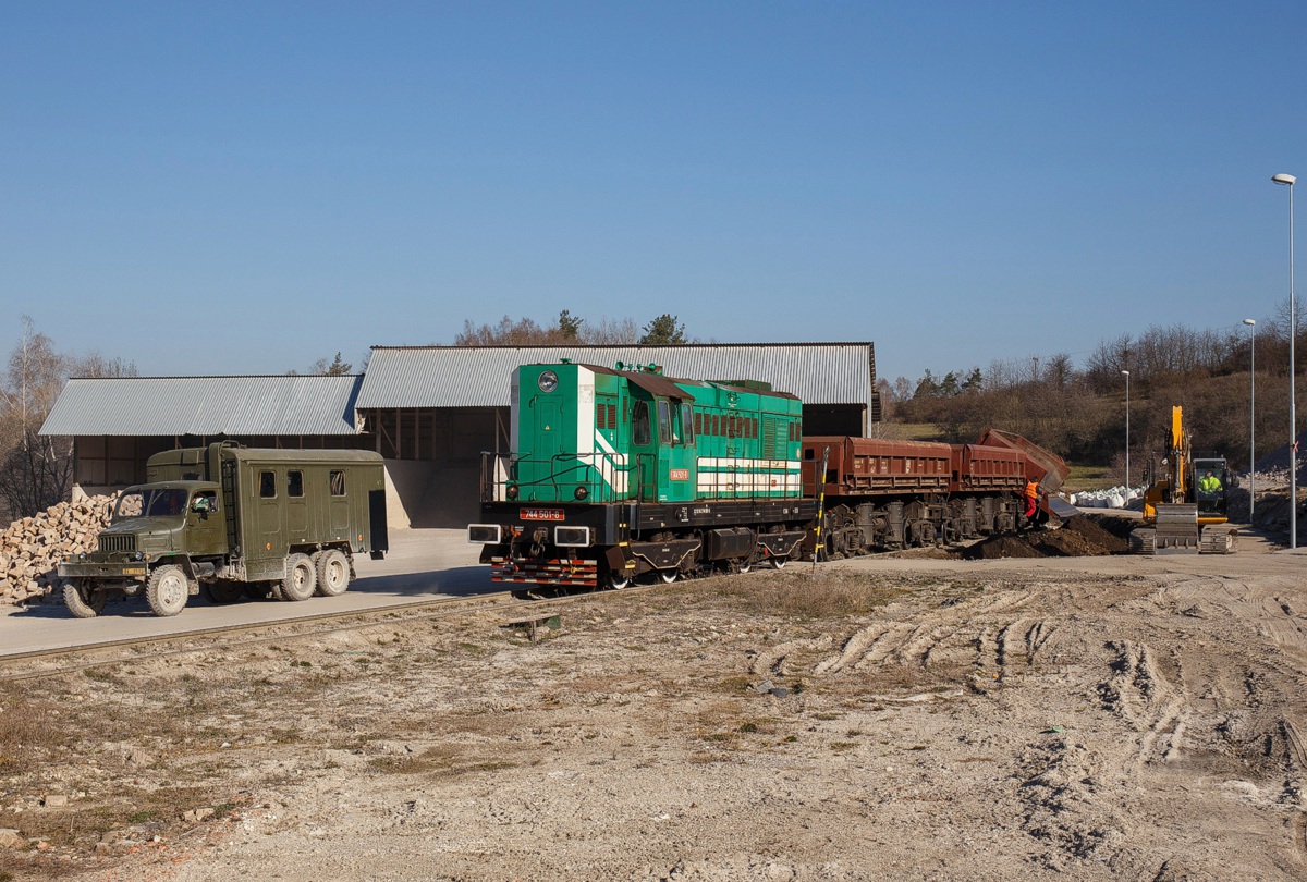 [1200x810] 744501p.jpg