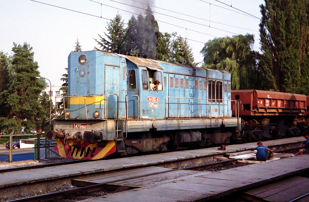 [1024x670] 744502c.jpg