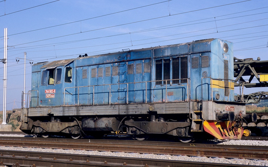 [1024x640] 744502e.jpg