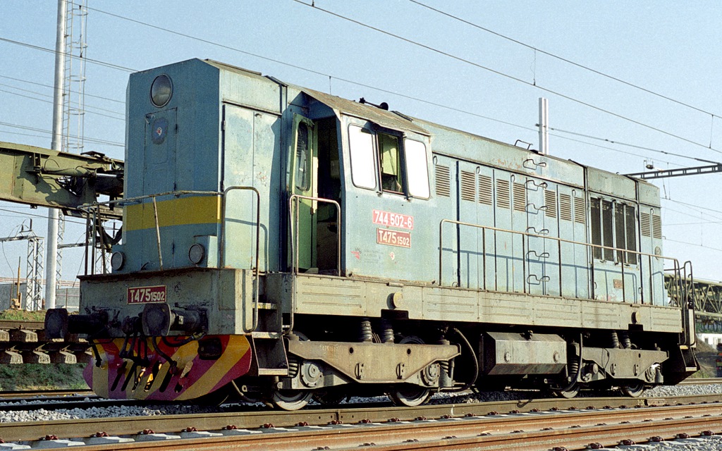 [1024x640] 744502m.jpg