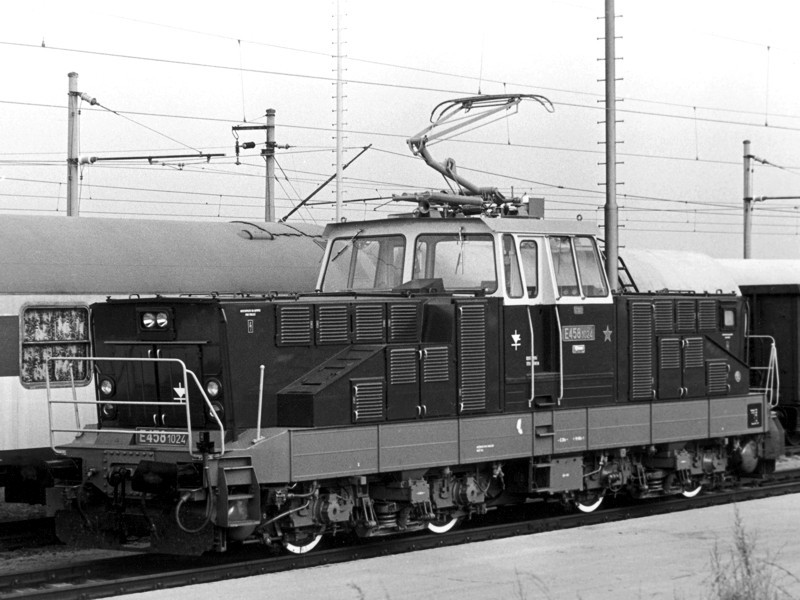 [800x600] 111024a.jpg