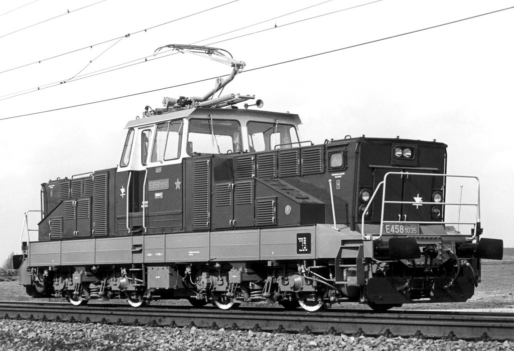 [1024x700] 111035a.jpg