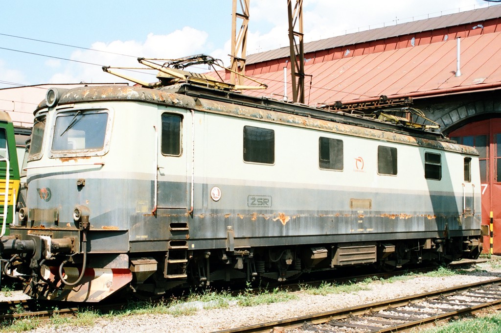 [1024x680] 121001i.jpg