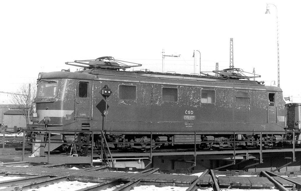 [1024x650] 121004f.jpg