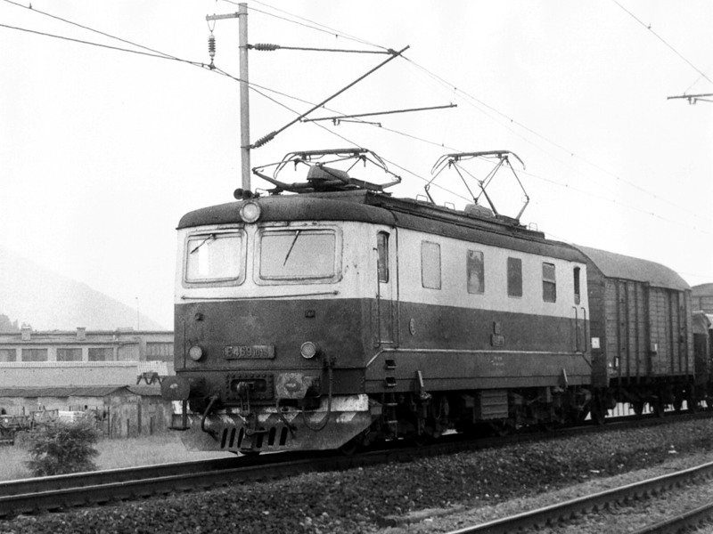 [800x600] 121014a.jpg