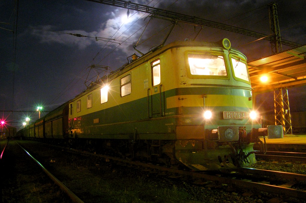 [1024x680] 121019e.jpg