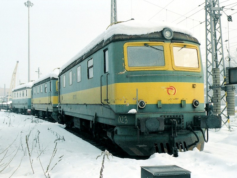 [800x600] 121023b.jpg