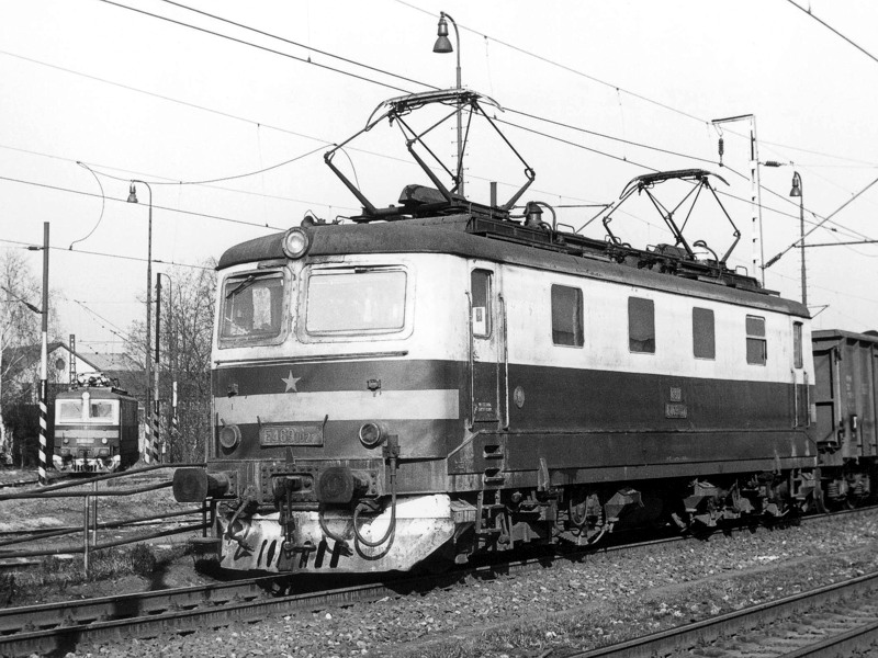 [800x600] 121027a.jpg