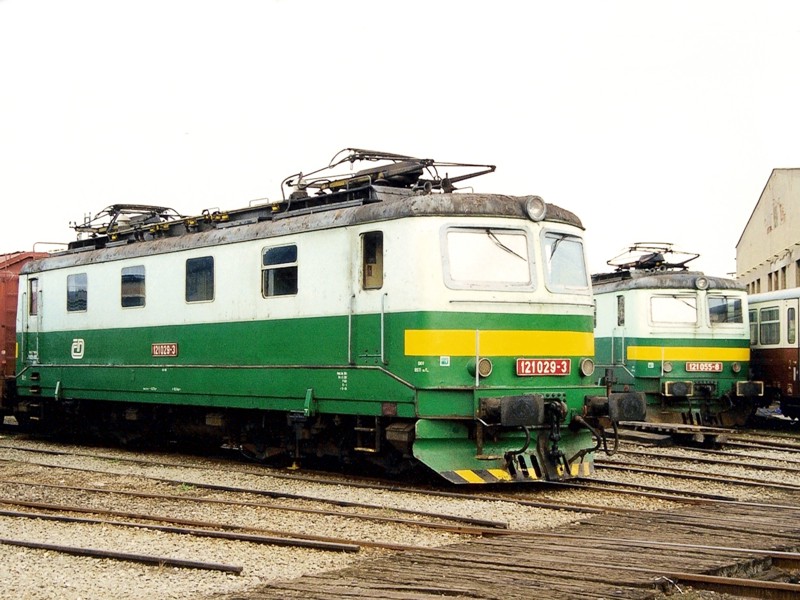 [800x600] 121029b.jpg