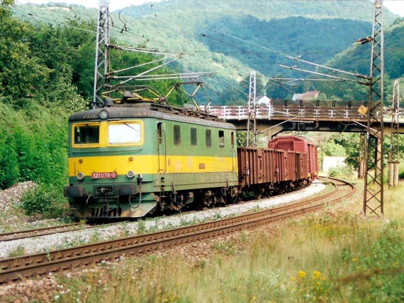 [800x600] 121078a.jpg