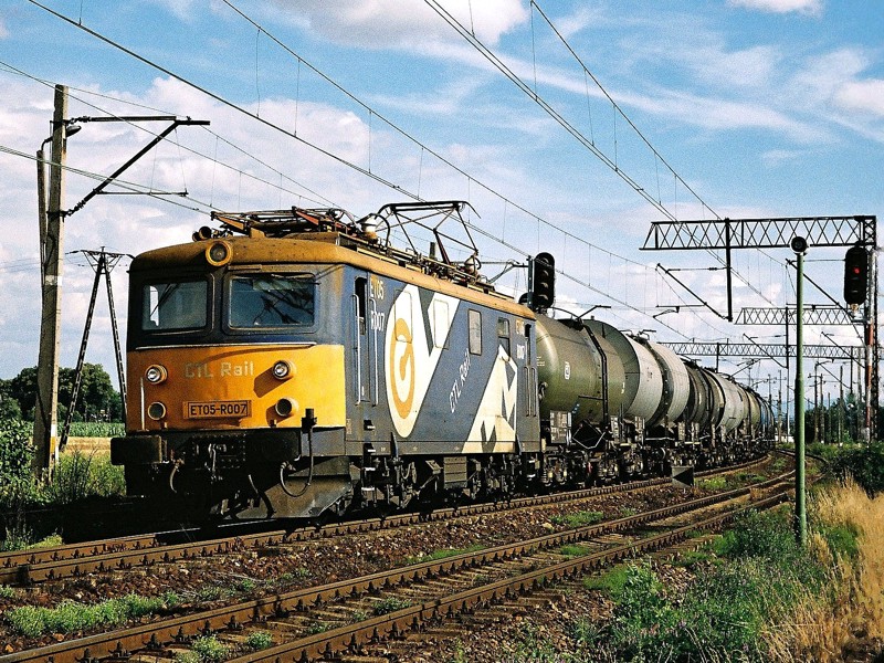 [800x600] ET05R007a.jpg