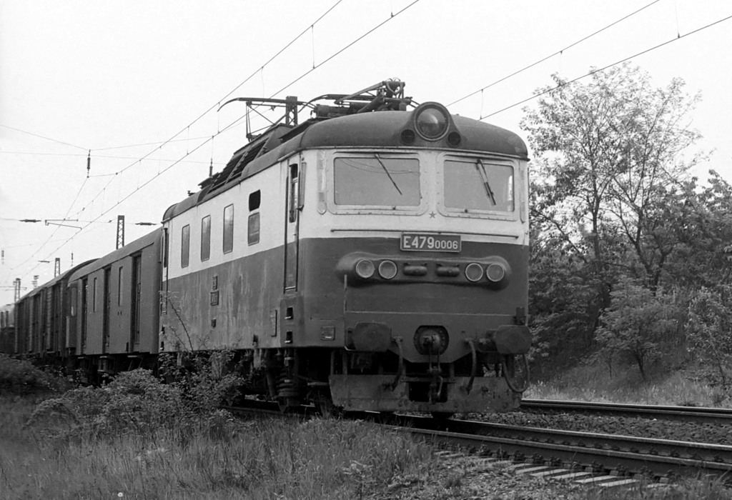 [1024x700] 130006d.jpg