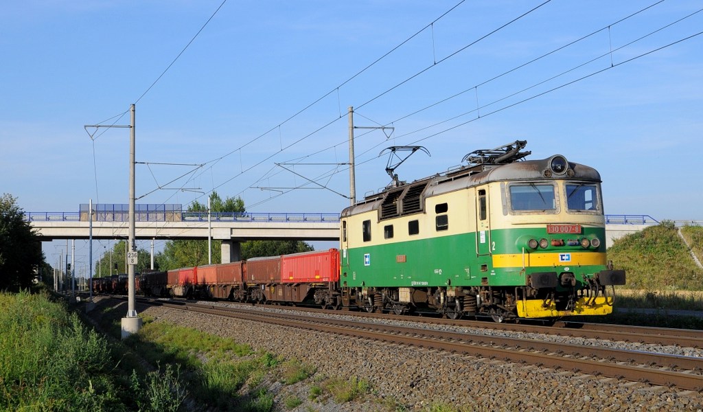 [1024x600] 130007e.jpg