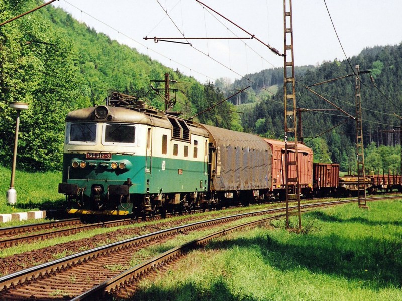 [800x600] 130012a.jpg