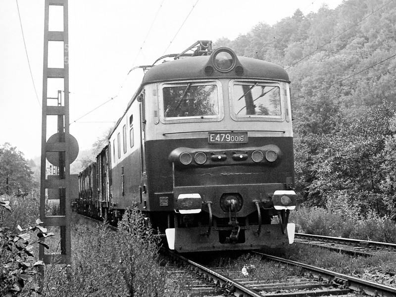 [800x600] 130016e.jpg