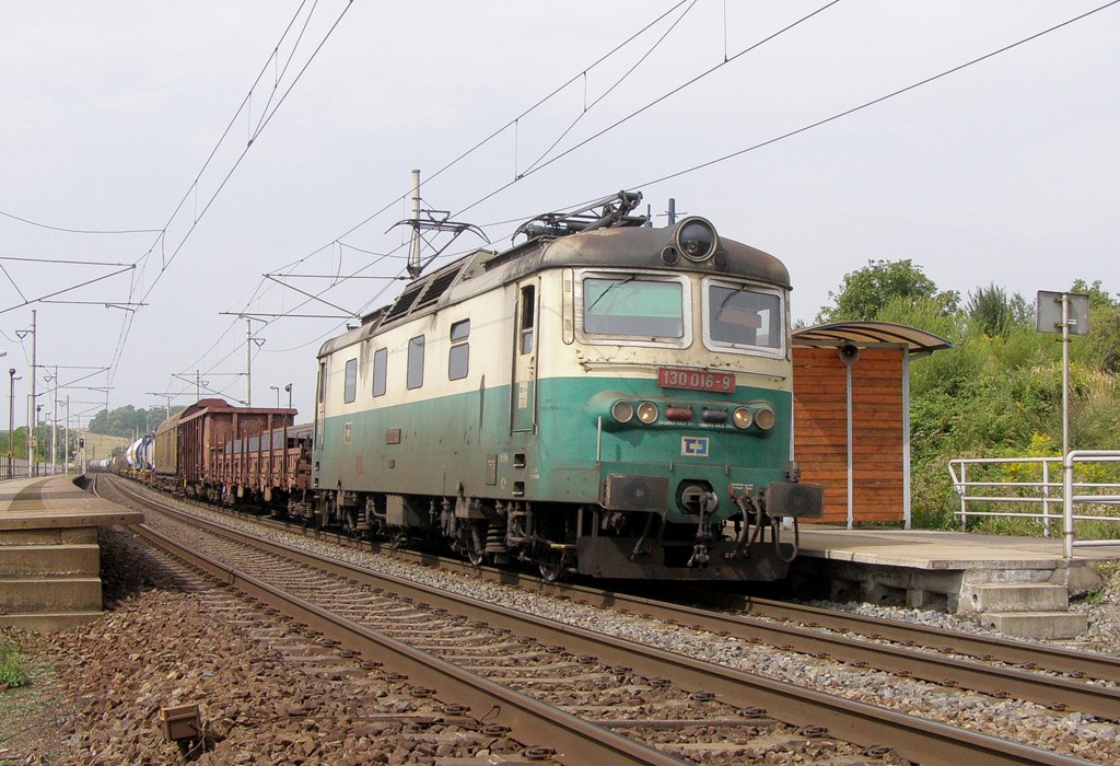 [1024x700] 130016f.jpg