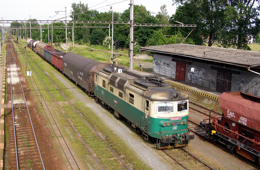 [1024x670] 130020d.jpg