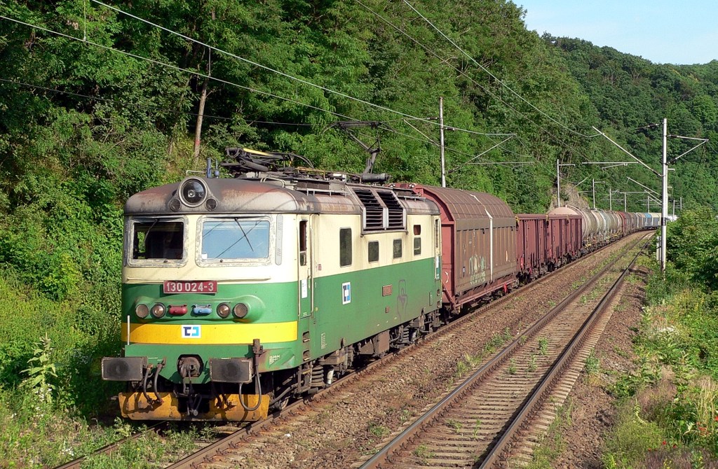 [1024x670] 130024c.jpg