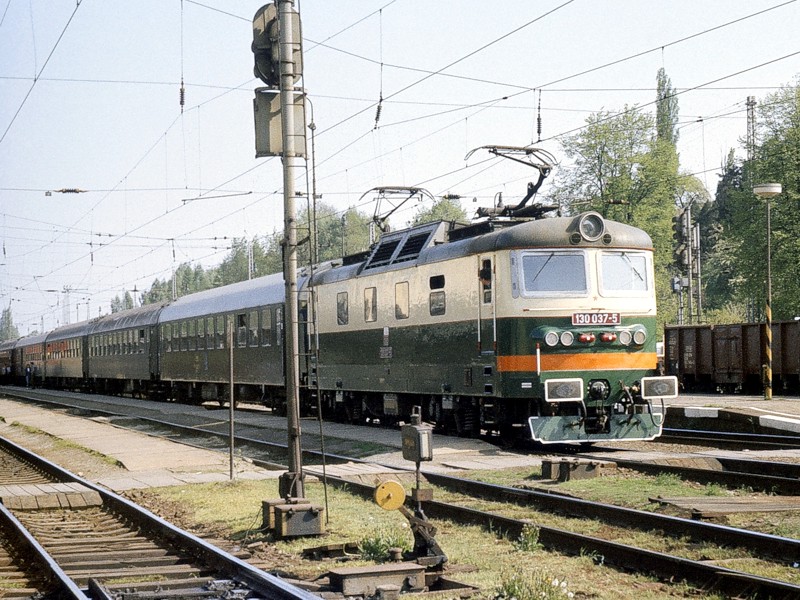 [800x600] 130037d.jpg