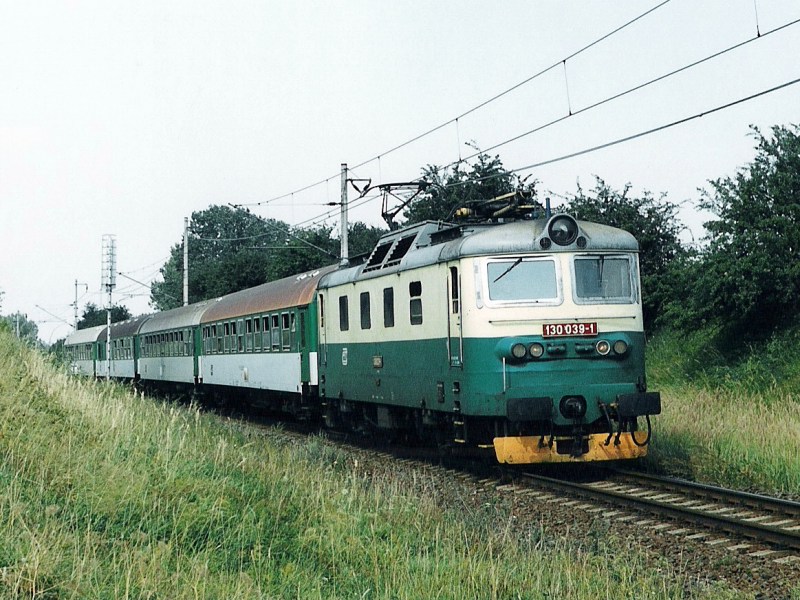 [800x600] 130039a.jpg