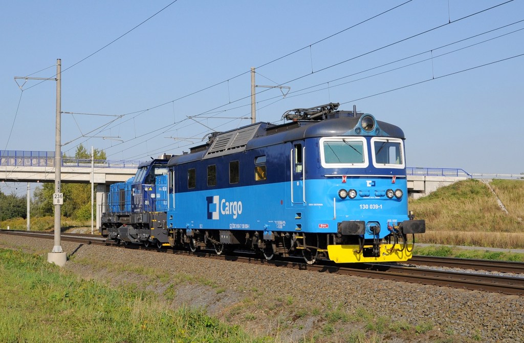 [1024x670] 130039c.jpg