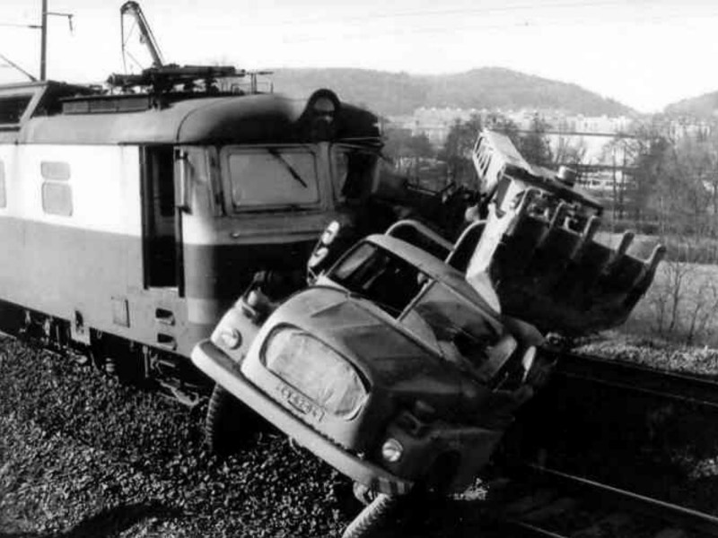 [800x600] 130043a.jpg