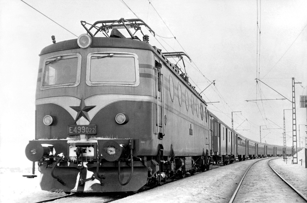 [1024x680] 140022a.jpg