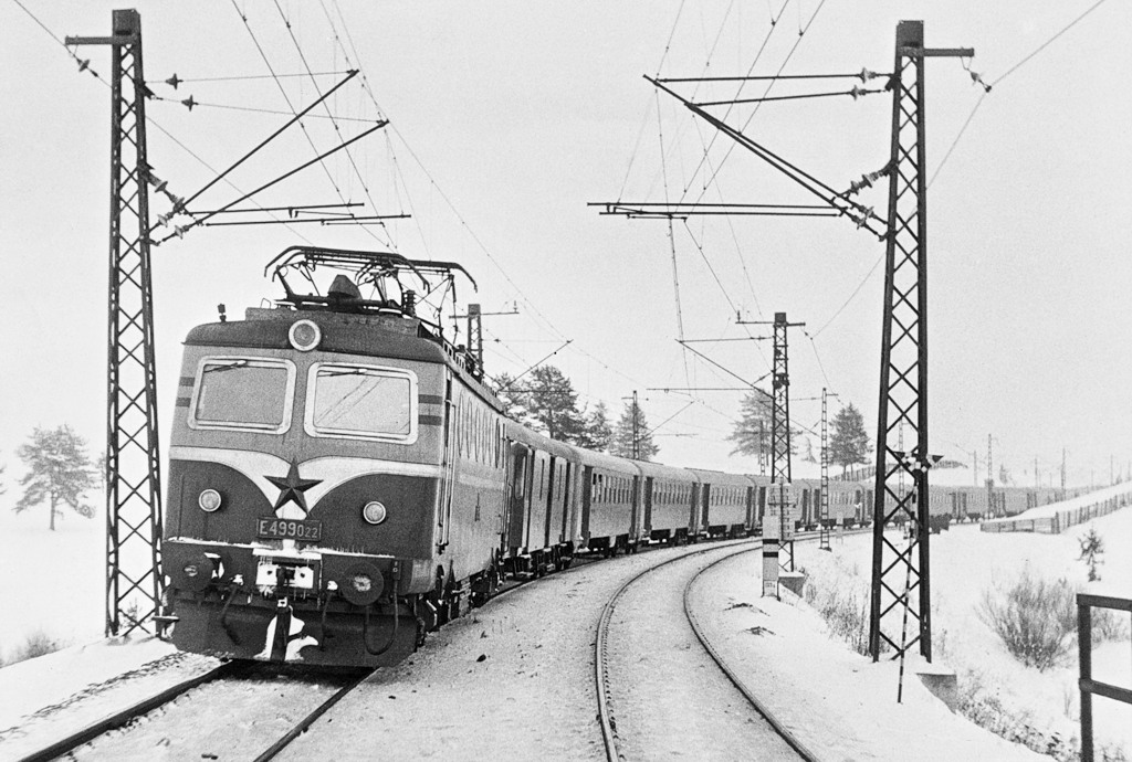 [1024x690] 140022d.jpg