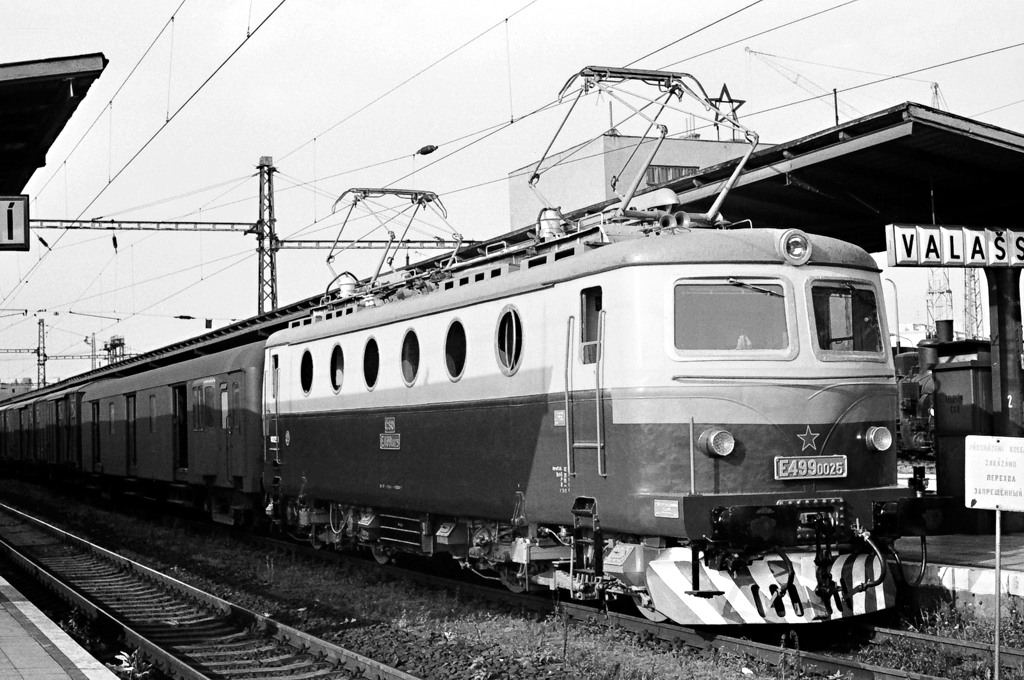 [1024x680] 140025a.jpg