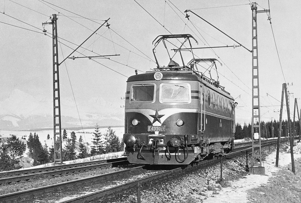 [1024x690] 140027a.jpg