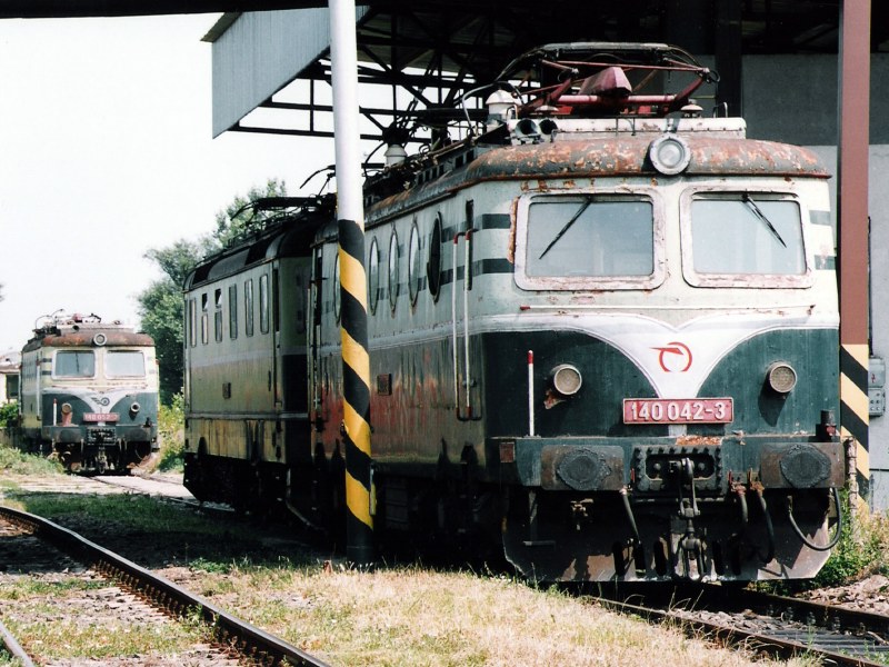 [800x600] 140042a.jpg