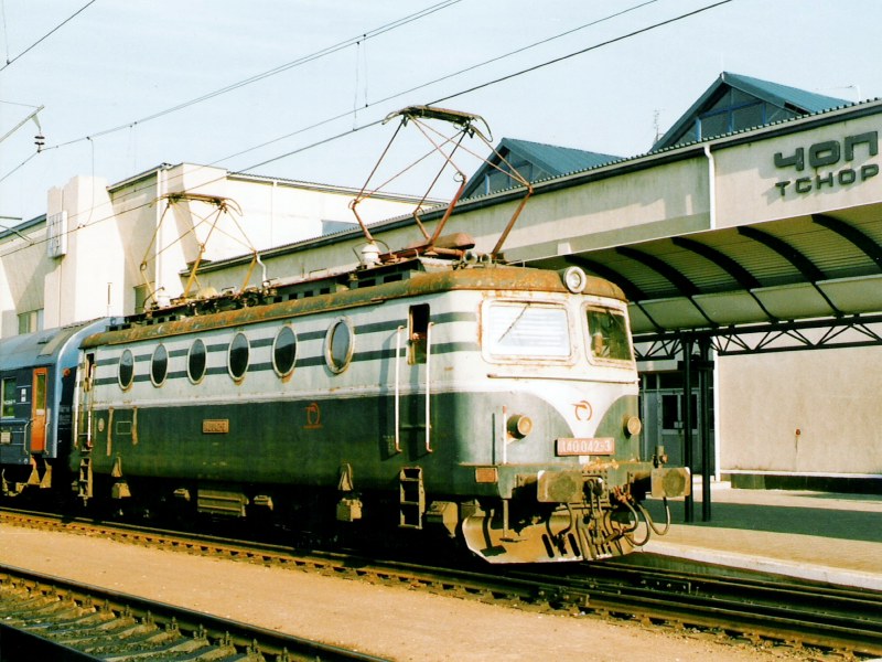 [800x600] 140042b.jpg