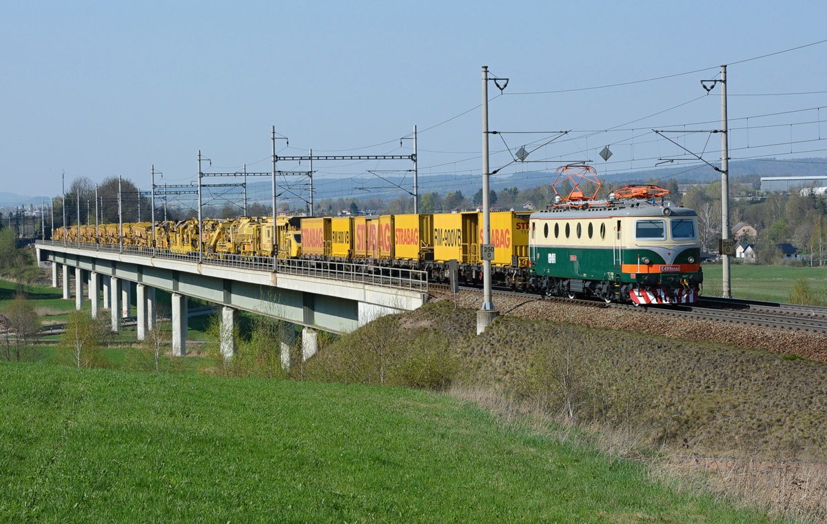 [1200x760] 140042f.jpg