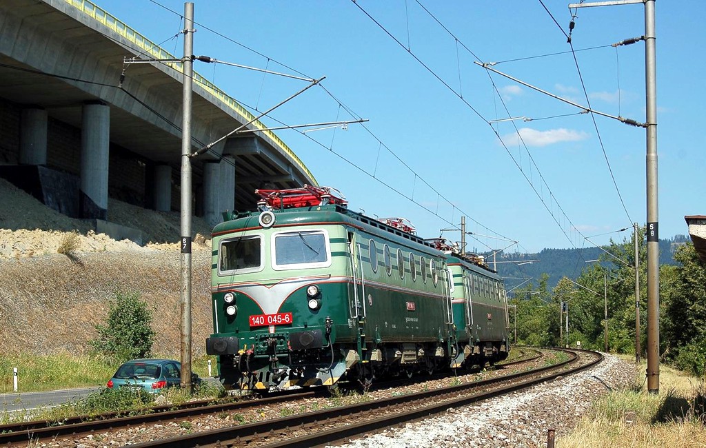 [1024x650] 140045e.jpg