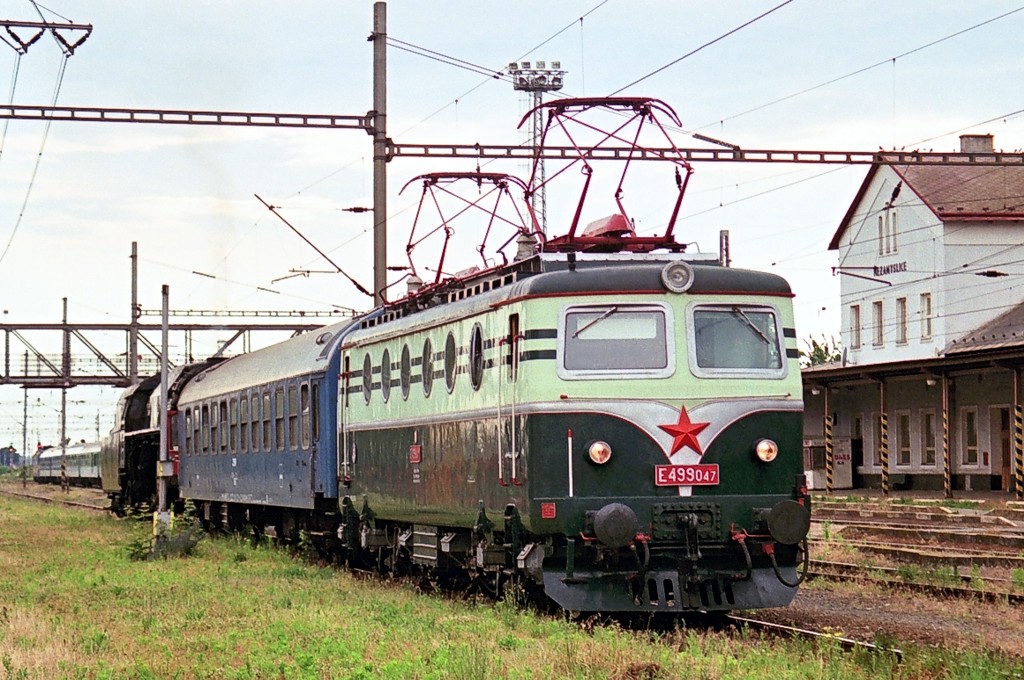 [1024x680] 140047b.jpg