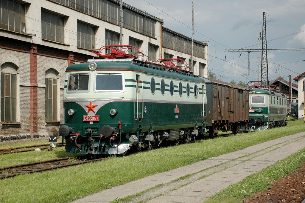 [1024x680] 140047d.jpg