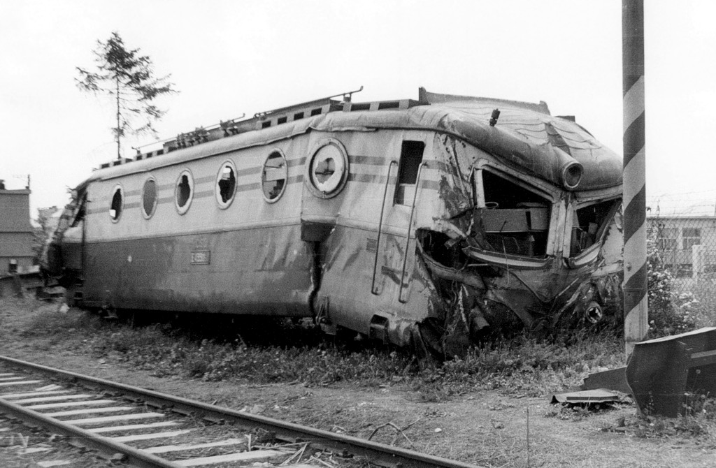 [1024x670] 140050a.jpg