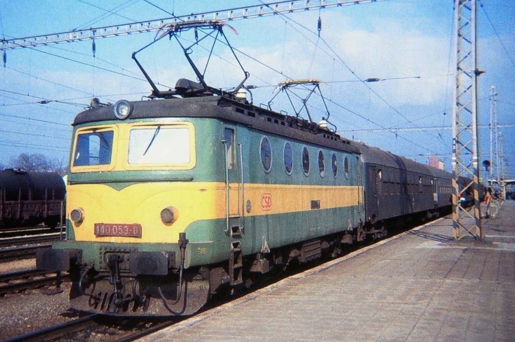 [1024x680] 140053b.jpg