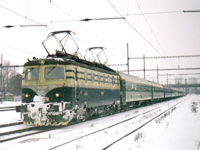 [800x600] 140058a.jpg