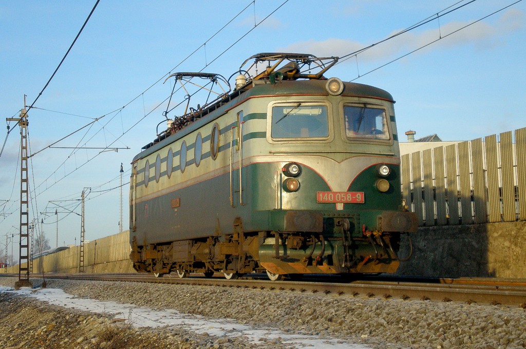 [1024x680] 140058h.jpg