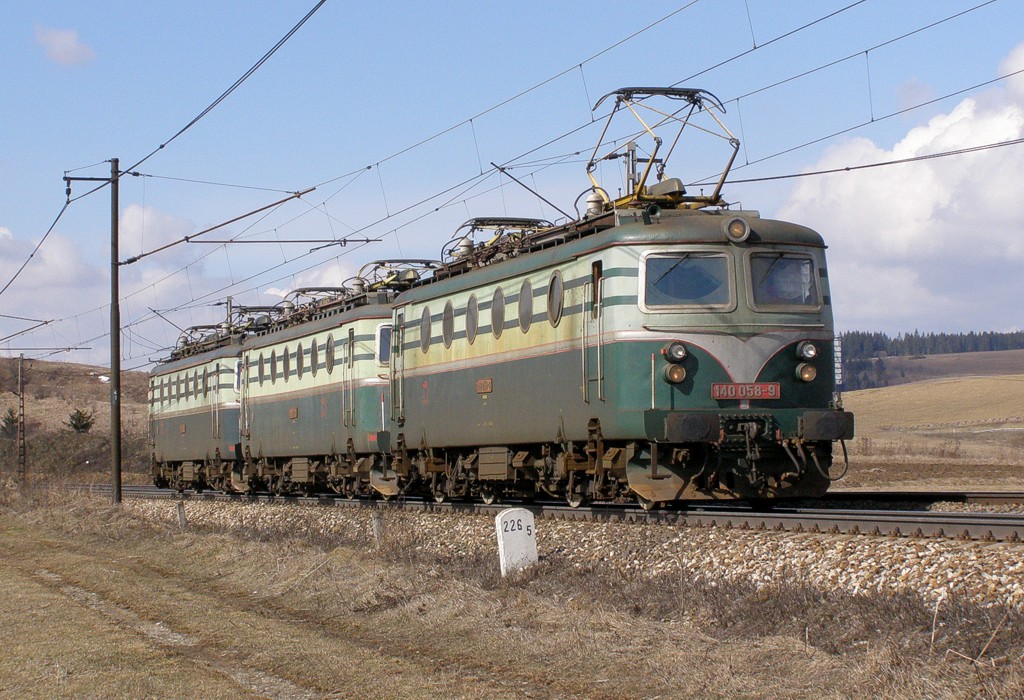 [1024x700] 140058i.jpg