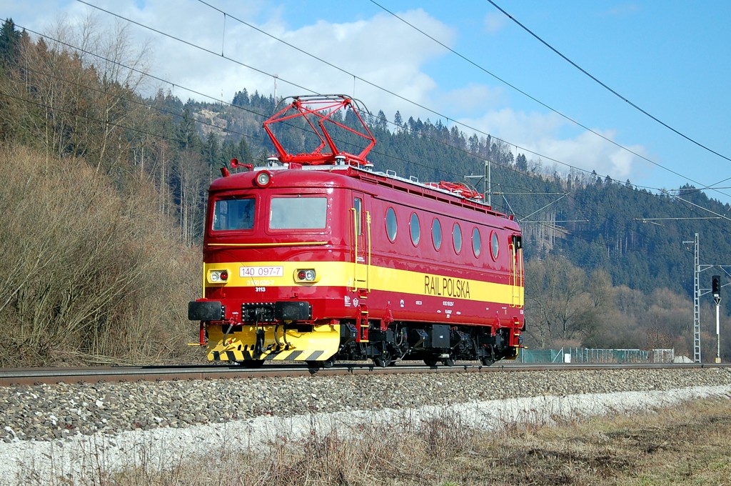 [1024x680] 140097b.jpg