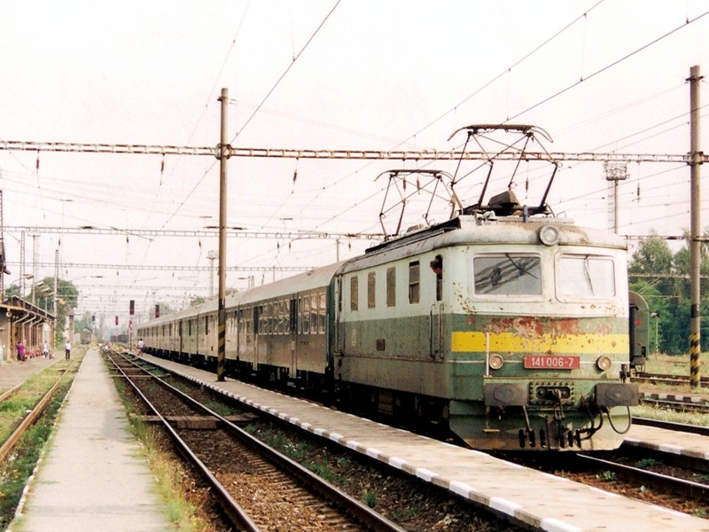 [800x600] 141006a.jpg