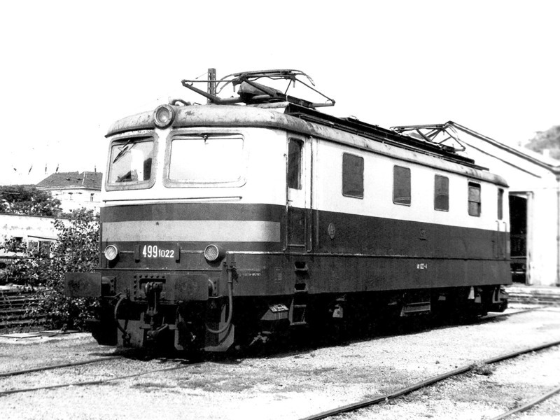 [800x600] 141022a.jpg