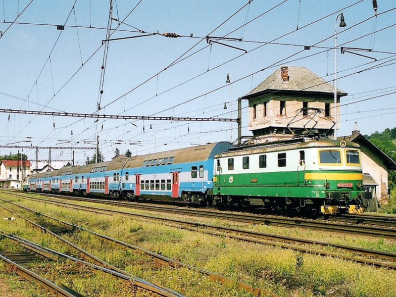 [800x600] 141023a.jpg