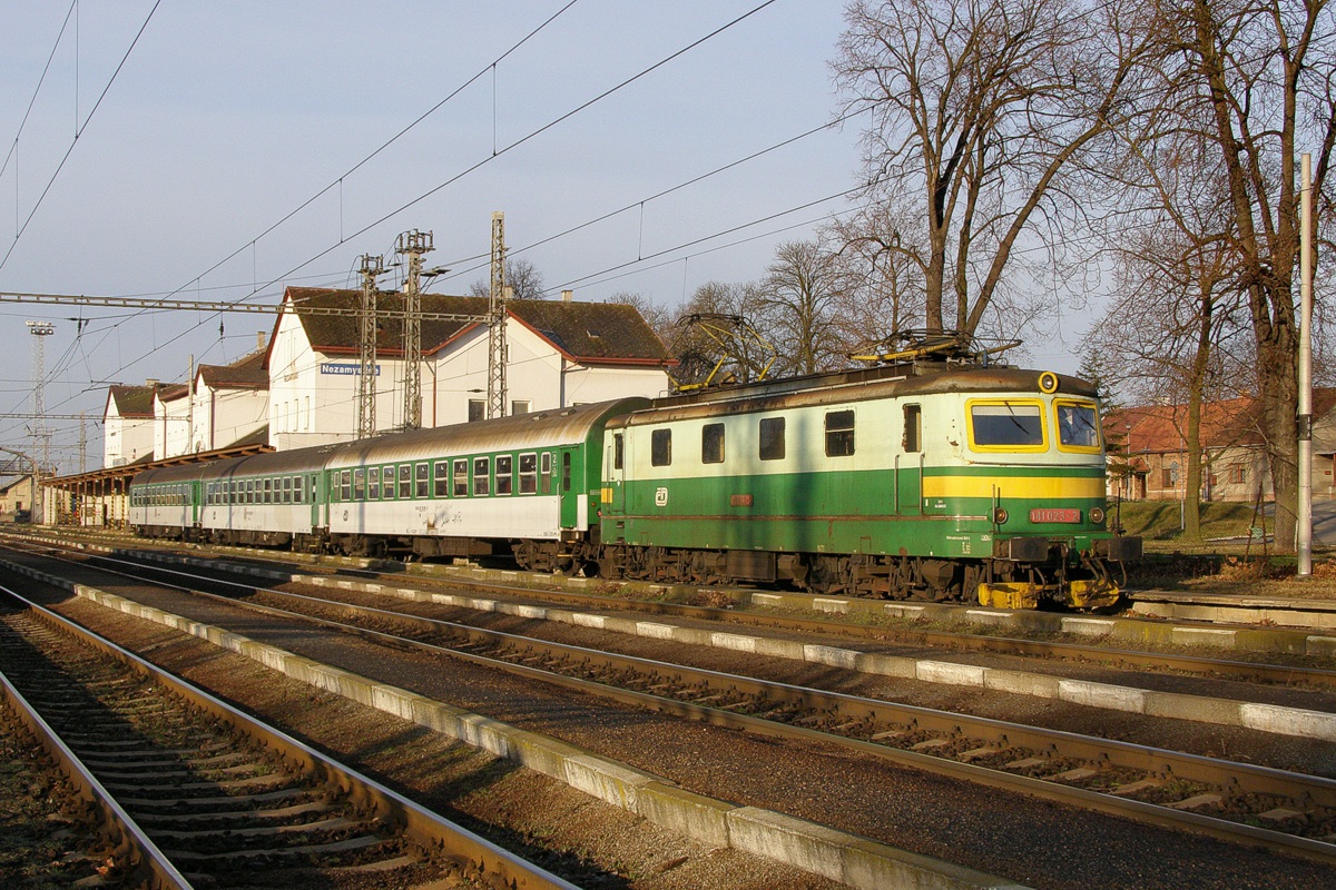 [1200x800] 141023b.jpg