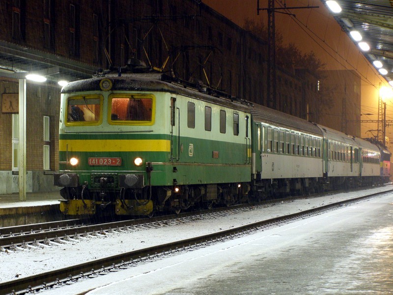 [800x600] 141023e.jpg