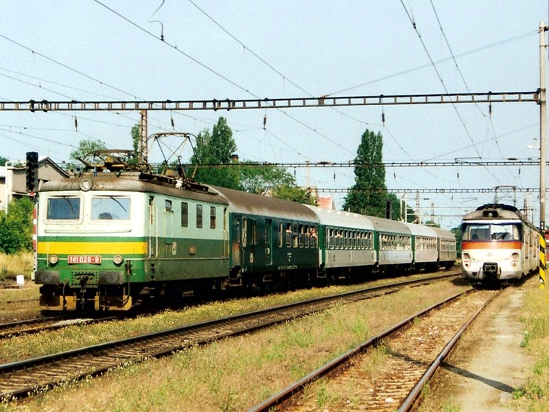 [800x600] 141029d.jpg